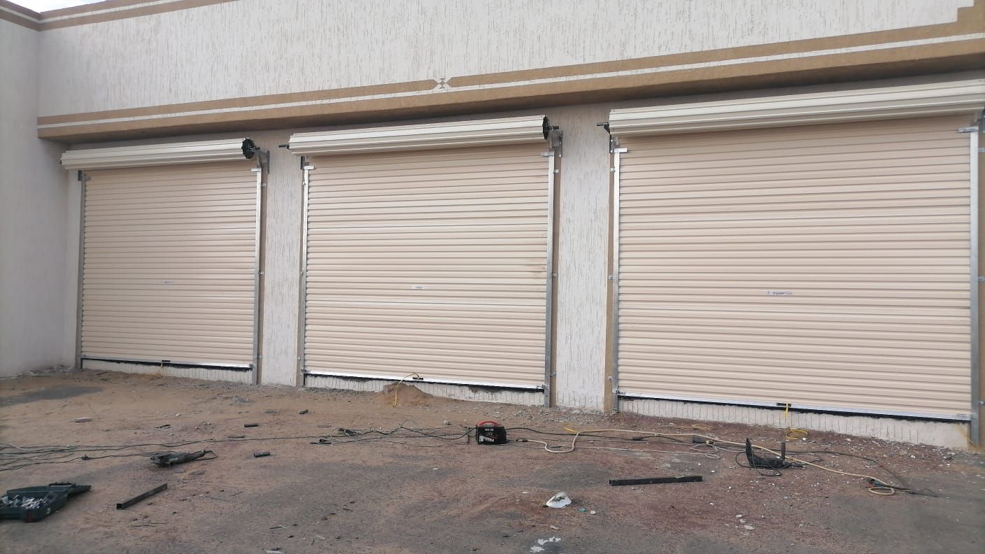 زجاج سكريت صامطه واجهات زجاجية بلكونات مرايات دربز