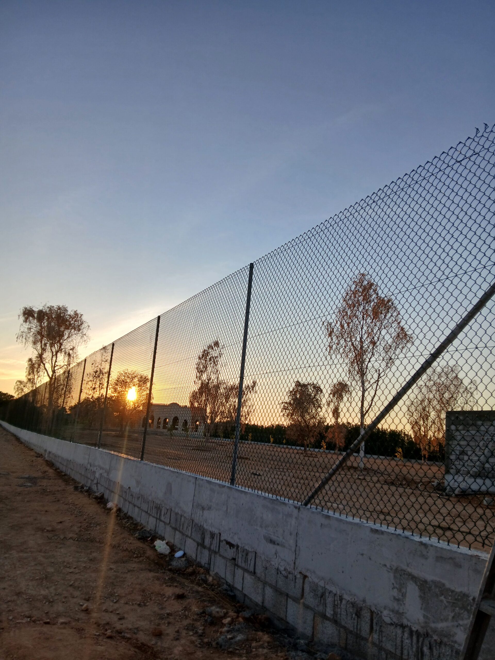 تركيب شبوك مزارع سياج مجلفن جميع المواصفات في جميع