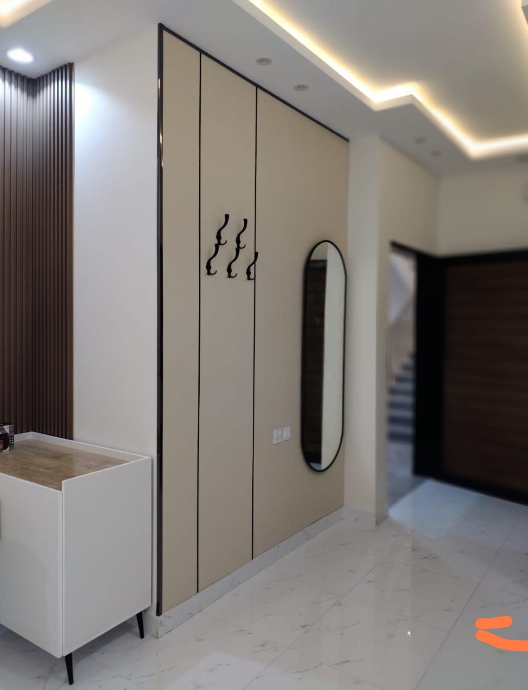 معلم دهانات وجميع انواع الديكورات بمحايل عسير