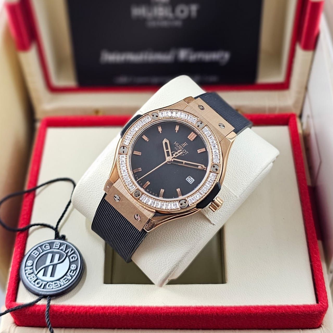 ساعات هوبلت نسائي