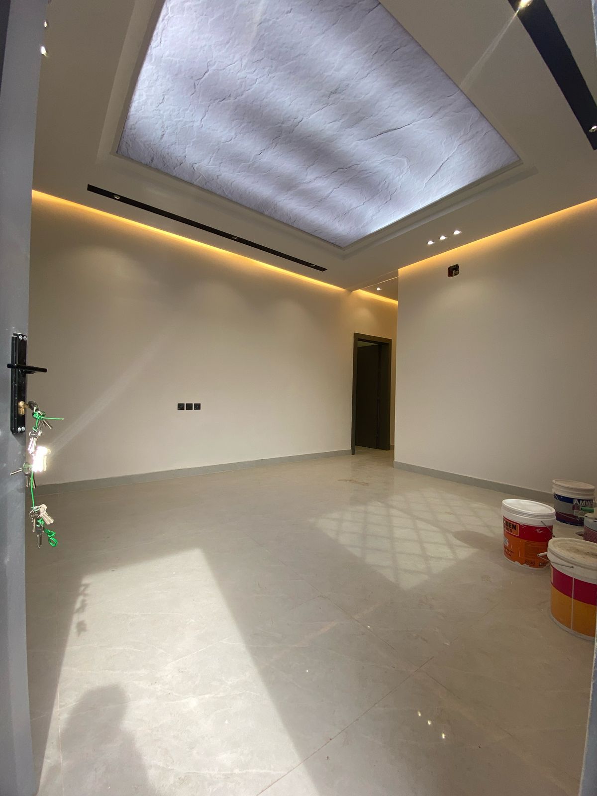 دور ارضي جديد للإيجار الشهري /3500