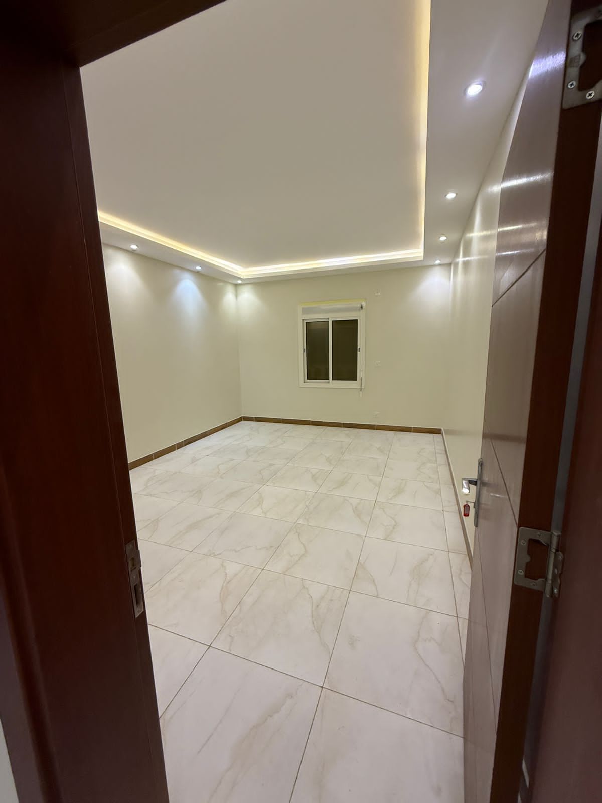 شقه للايجار حي العريض