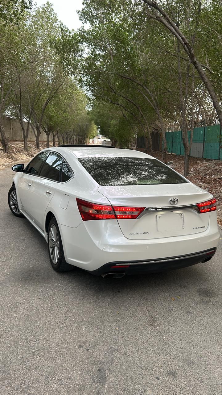 سياره افالون