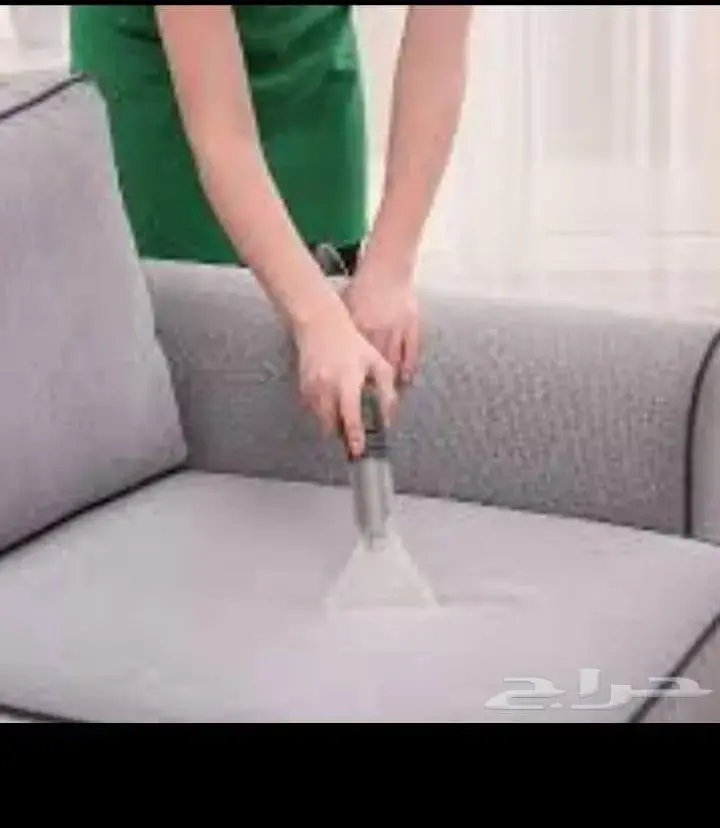 شركة تنظيف نظافة فلل شقق غسيل خزانات مجالس وكنب وم