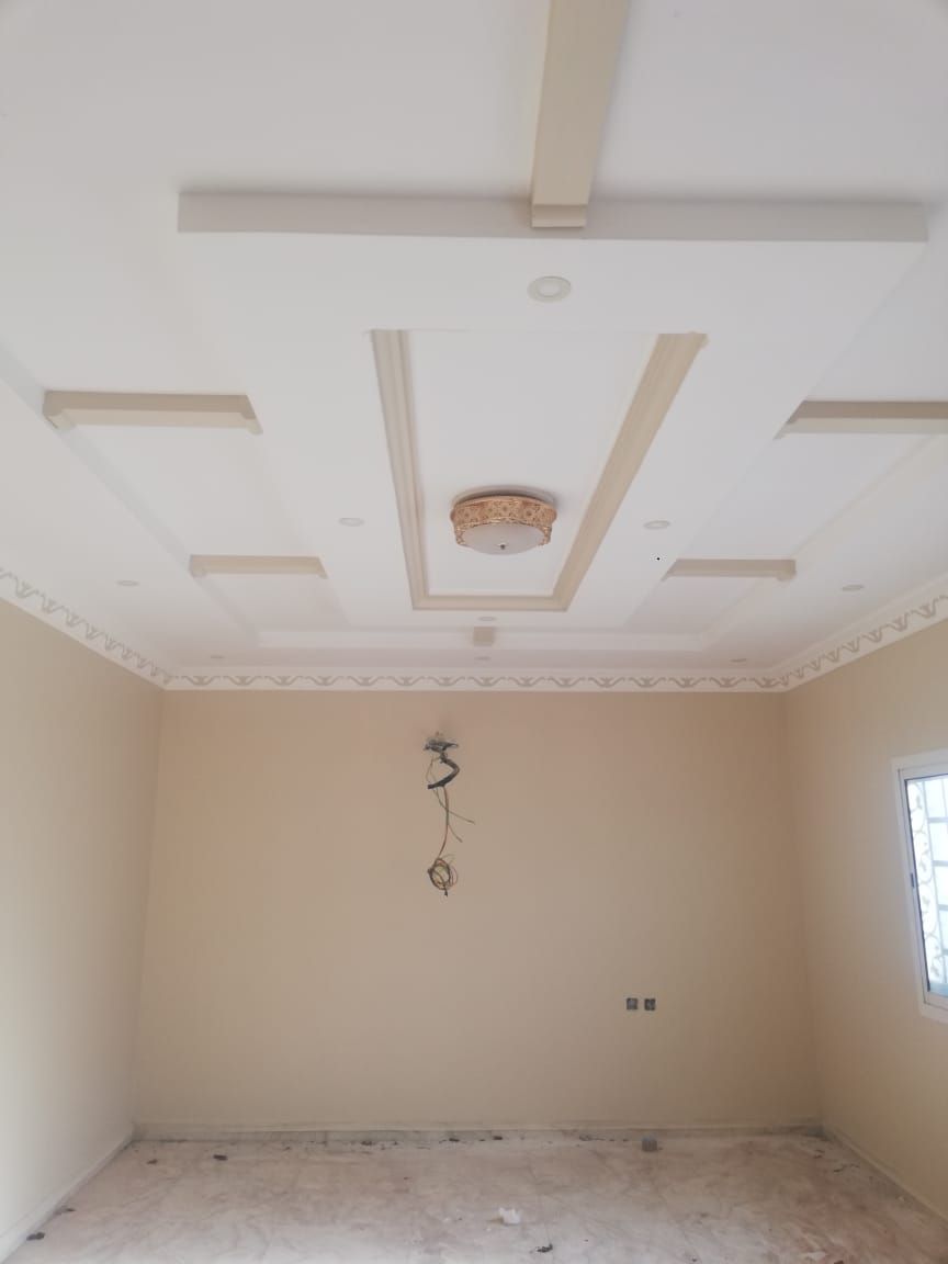 عامل دهانات