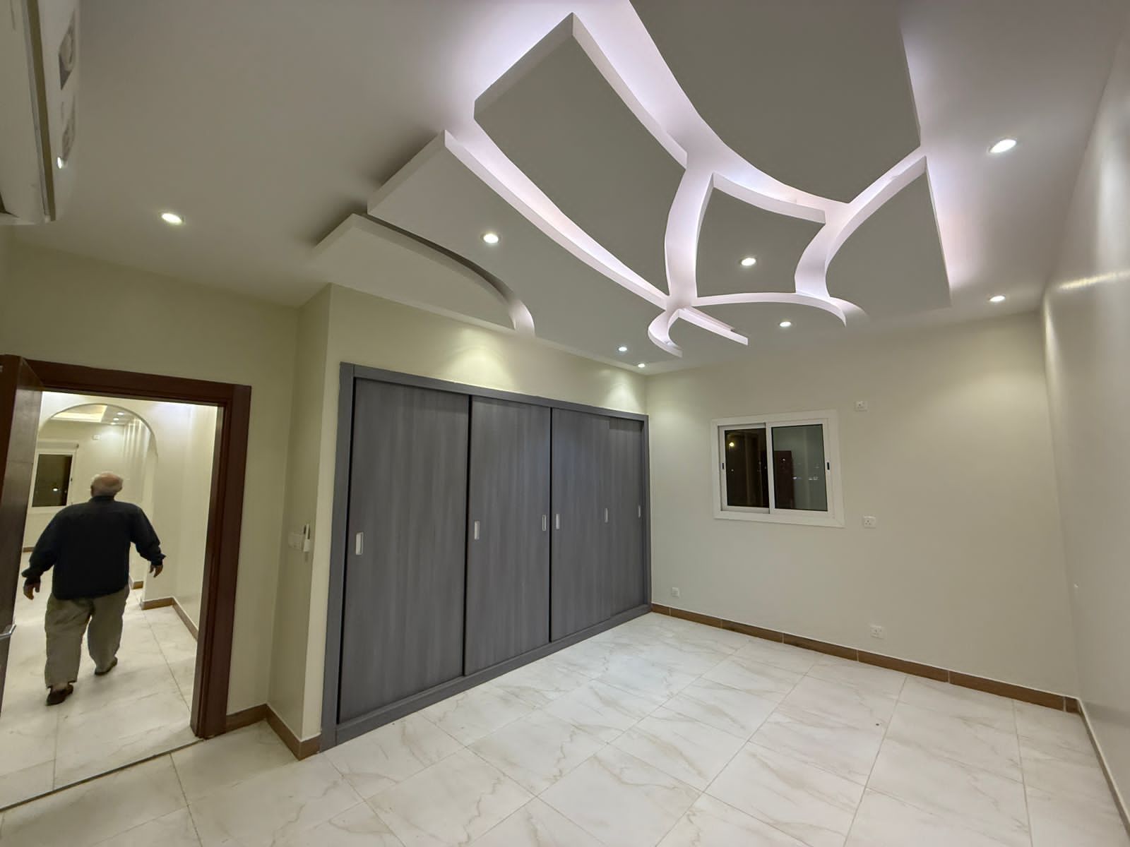 شقه للايجار حي العريض