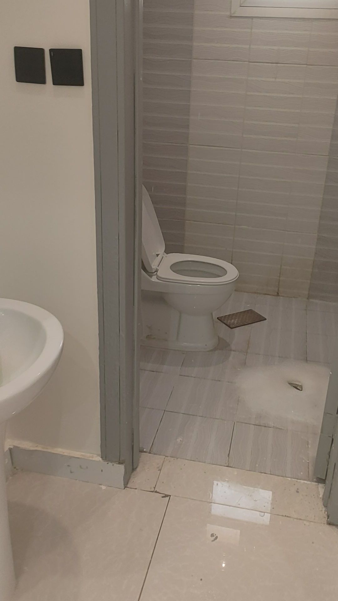 حي الملز عماره الظباط بجوار مستشفى قوى الامن