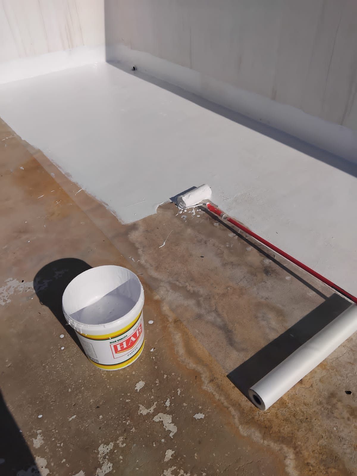 اصباغ و عوازل اسطح ظمانه عشر سنوات من الشركه متواج