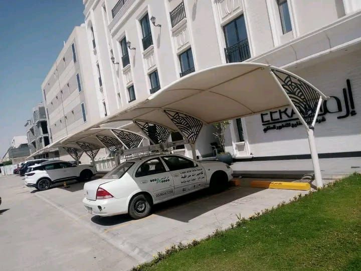 مظلات وسواتر وبيوت شعر وبناء ملاحق ساندويتش بنل