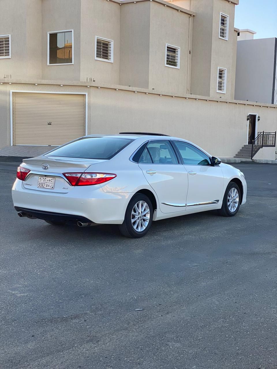 كامري موديل 16