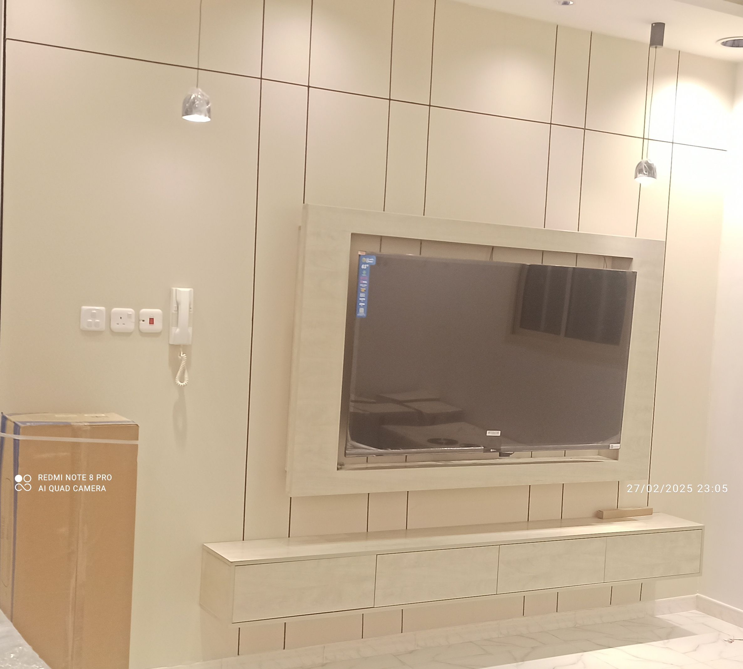 تصميم وتركيب جميع انواع الديكورات المنزليه في الري