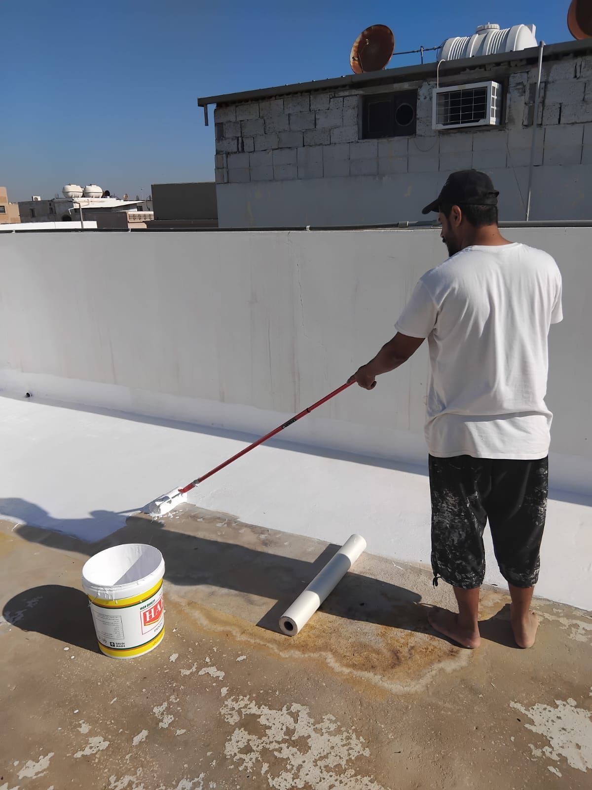 اصباغ و عوازل اسطح ظمانه عشر سنوات من الشركه متواج