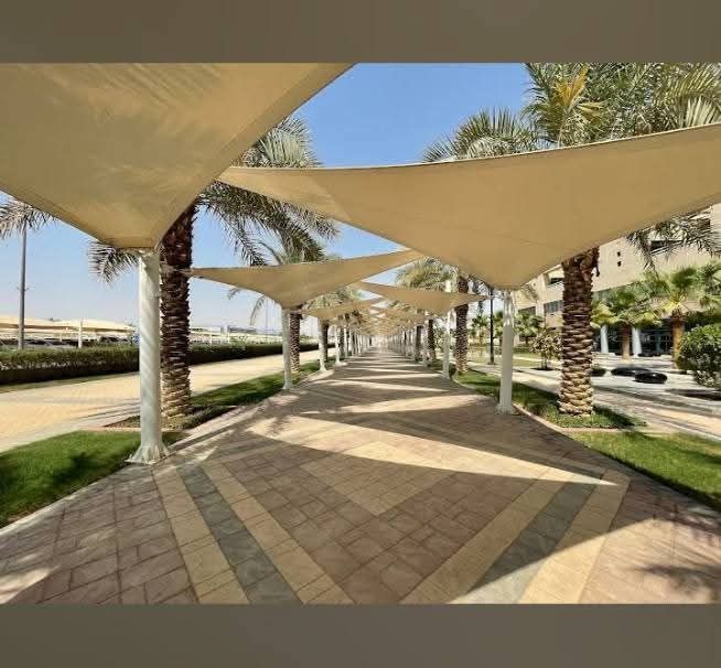 مظلات وسواتر وبيوت شعر وبناء ملاحق ساندويتش بنل