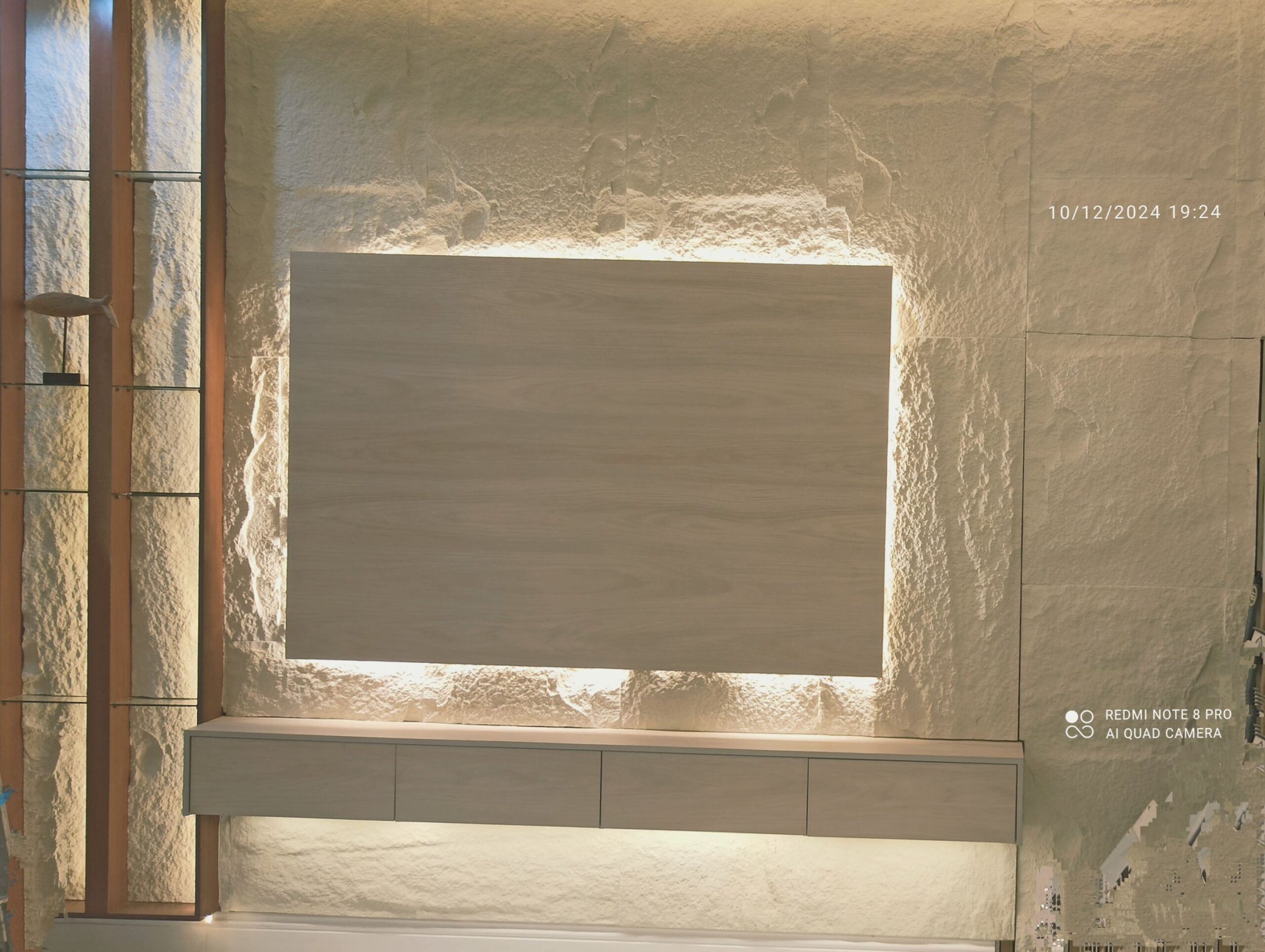 تصميم وتركيب جميع انواع الديكورات المنزليه في الري