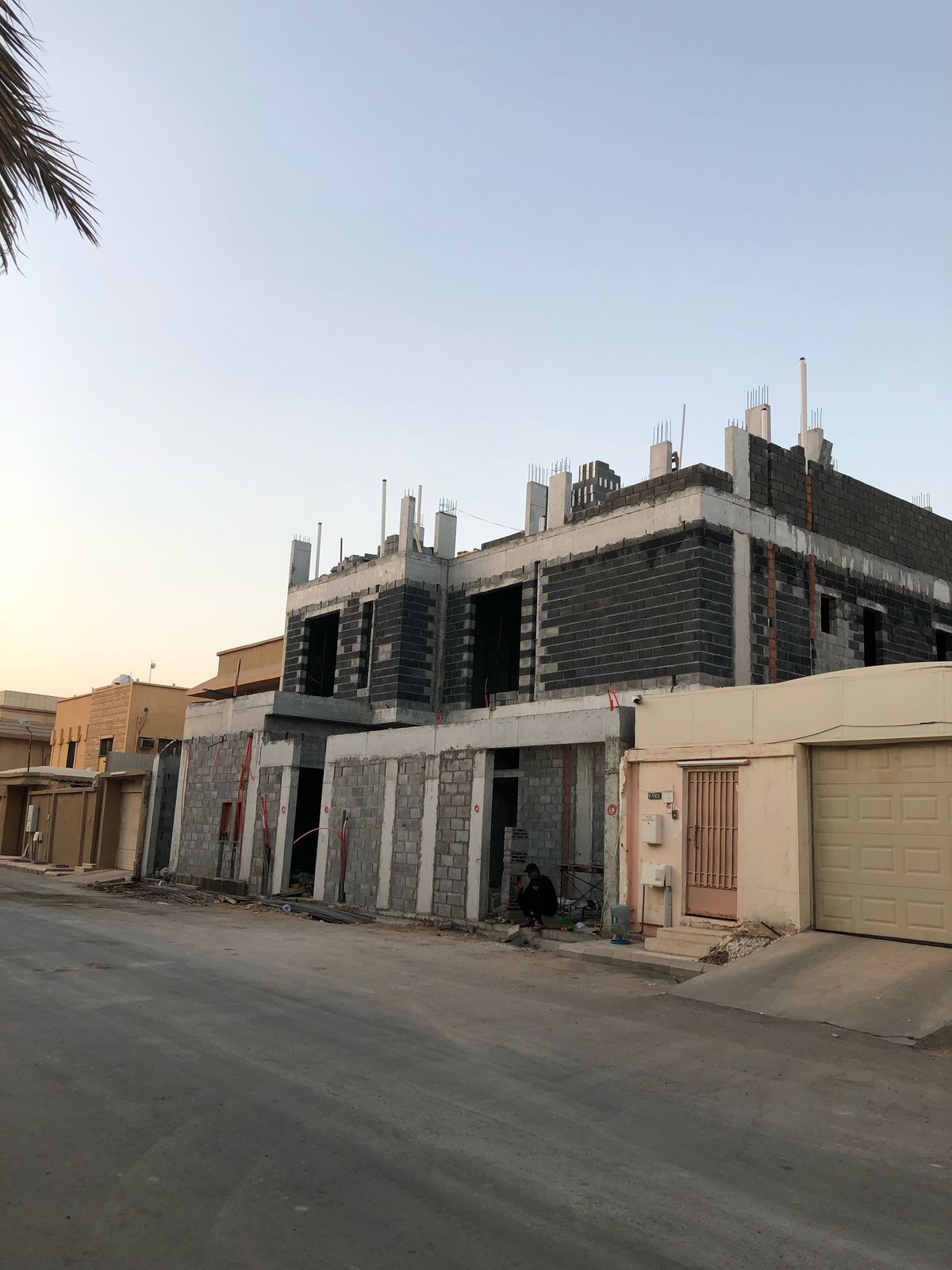 مقاول مباني عامة عظم اسود وعلى المفتاح داخل الرياض