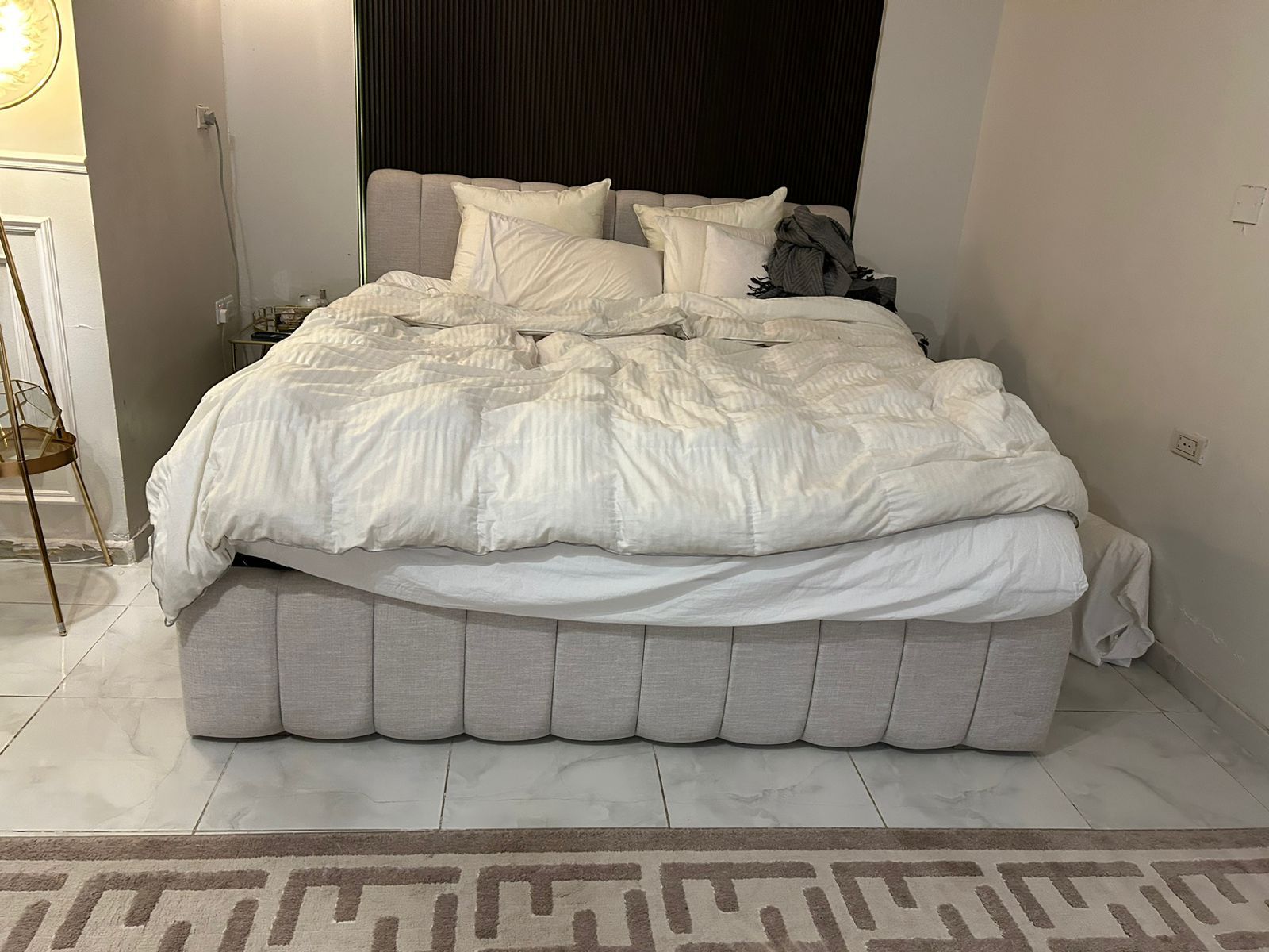 معلم نجار مصري فك وتركيب غرف نوم