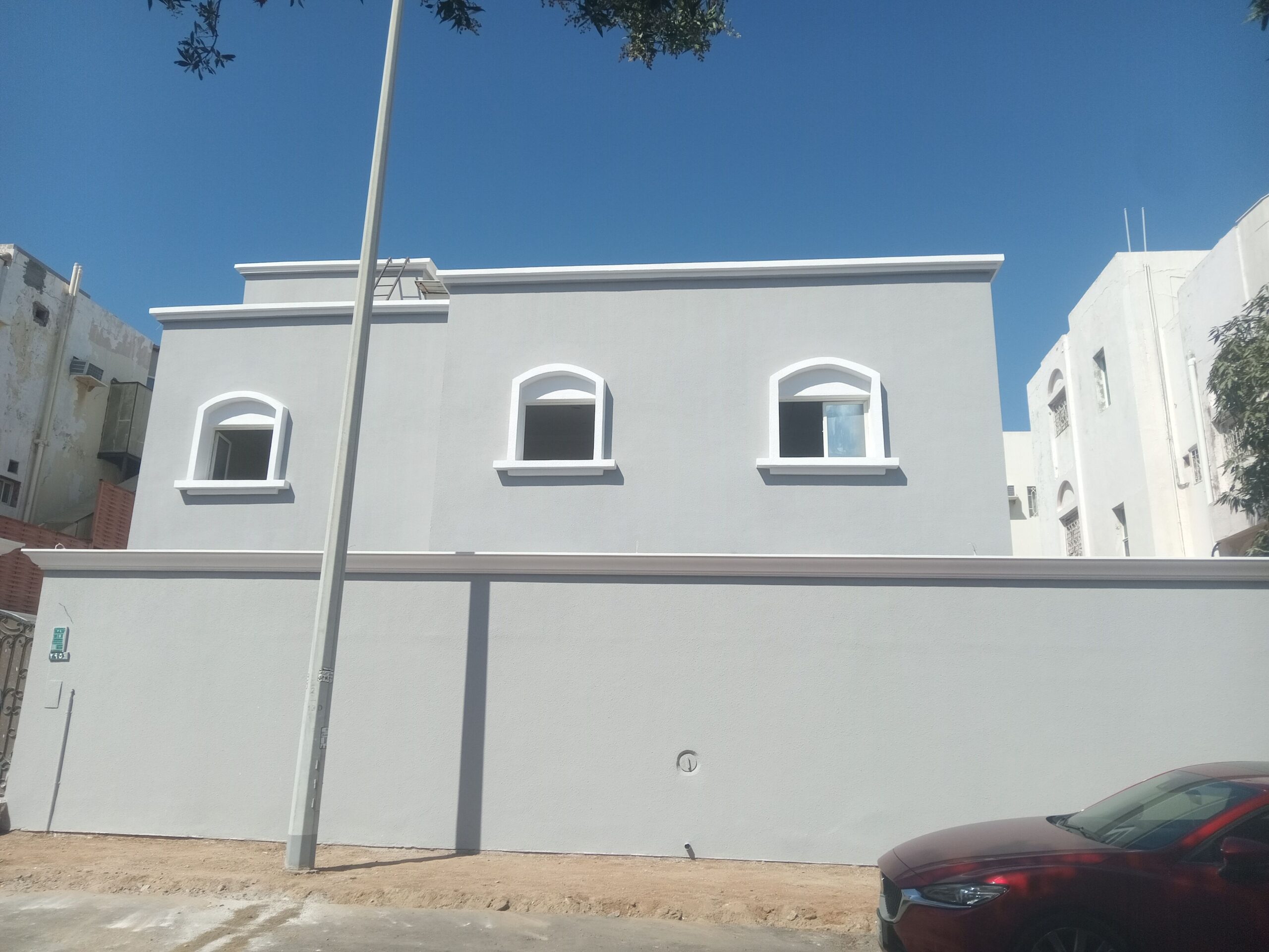 معلم دهانات عوزل السطح من المطار ضدتسرابت المياه ج