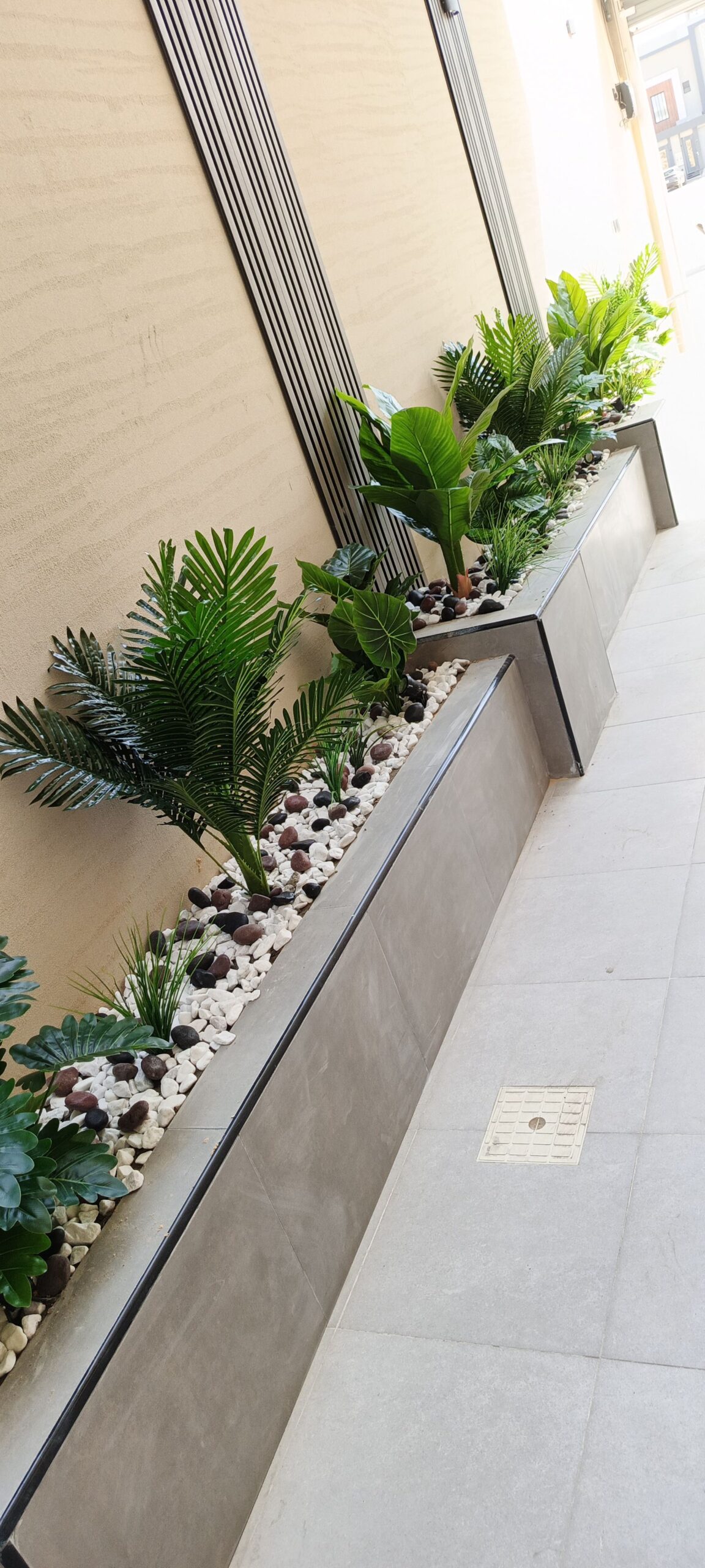 تنسيق حدائق ومظلات وجلسات خارجيه وديكارات داخلي وخ