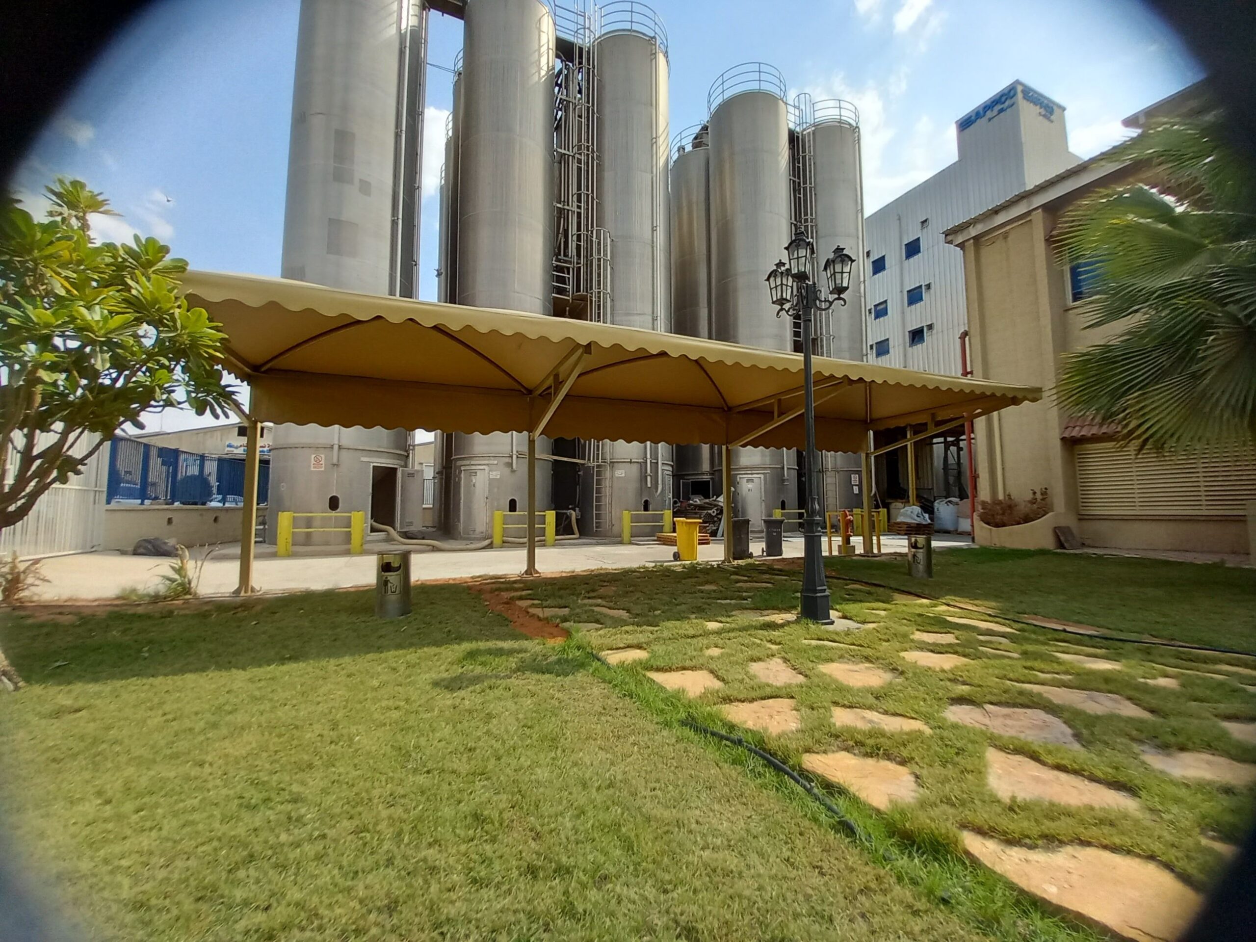 حداد الرياض مظلات سواتر جلسات