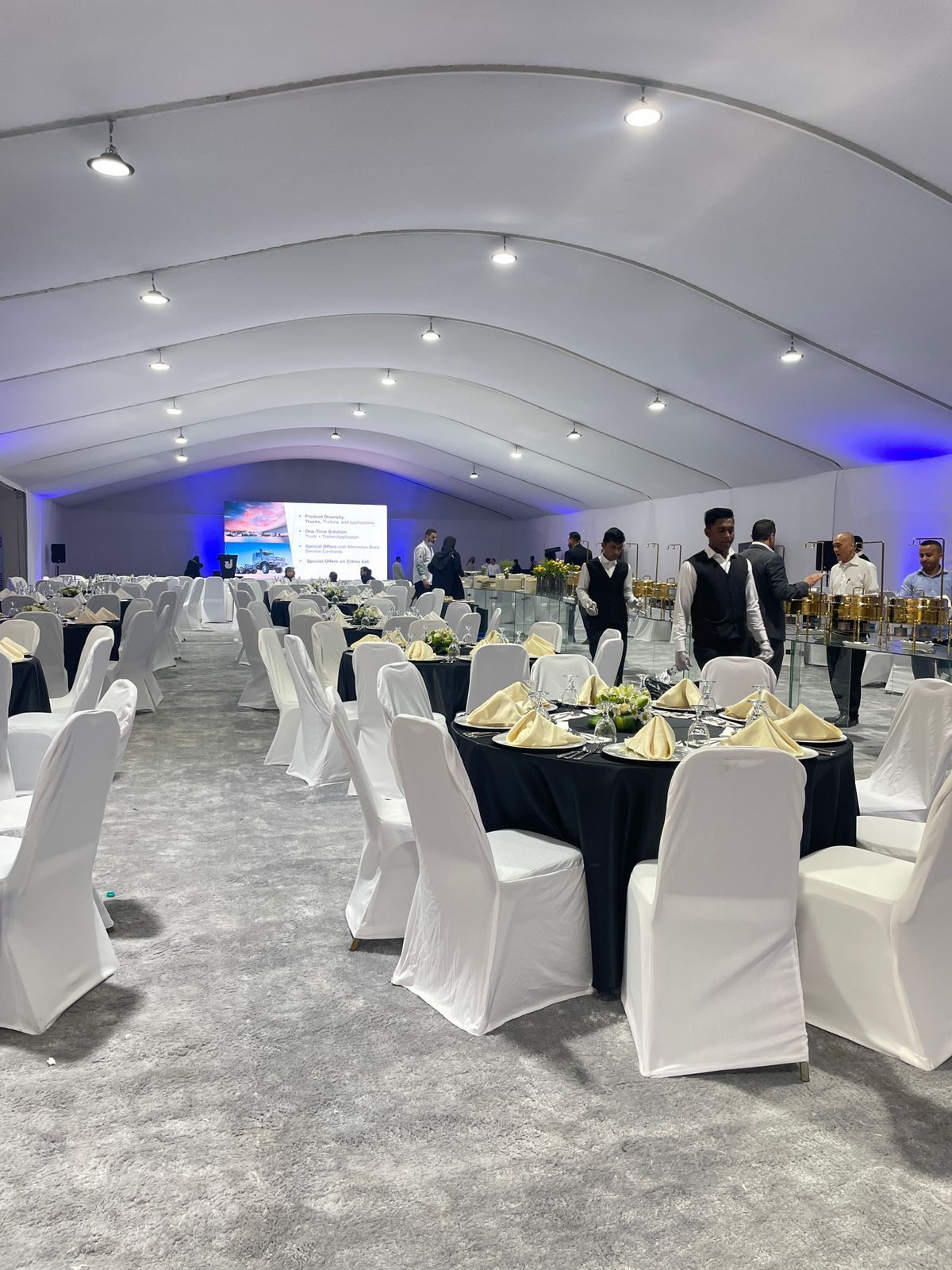 خيام أوروبية