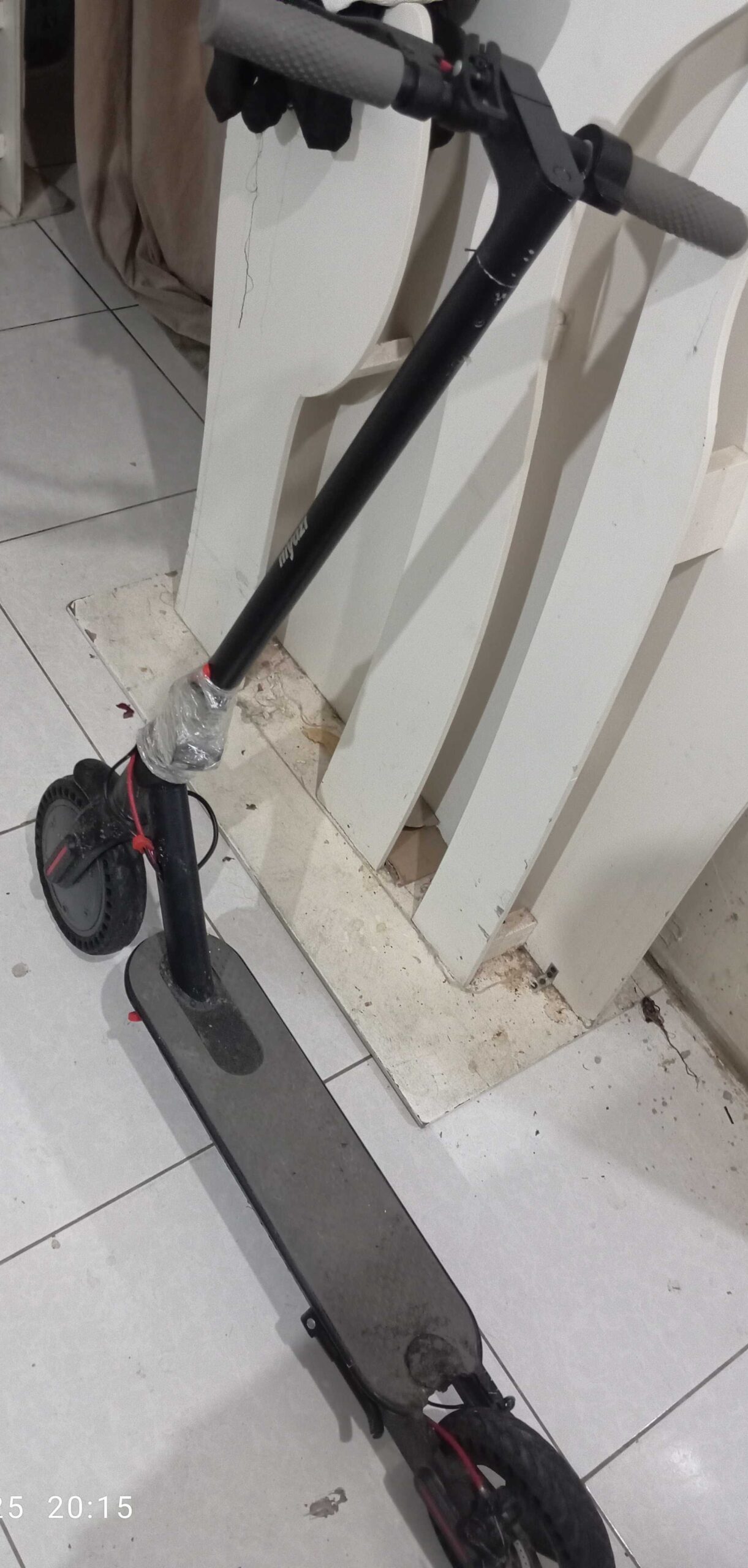 سكوتر لم يتم استخدامه الا شهرين فقط نظيف