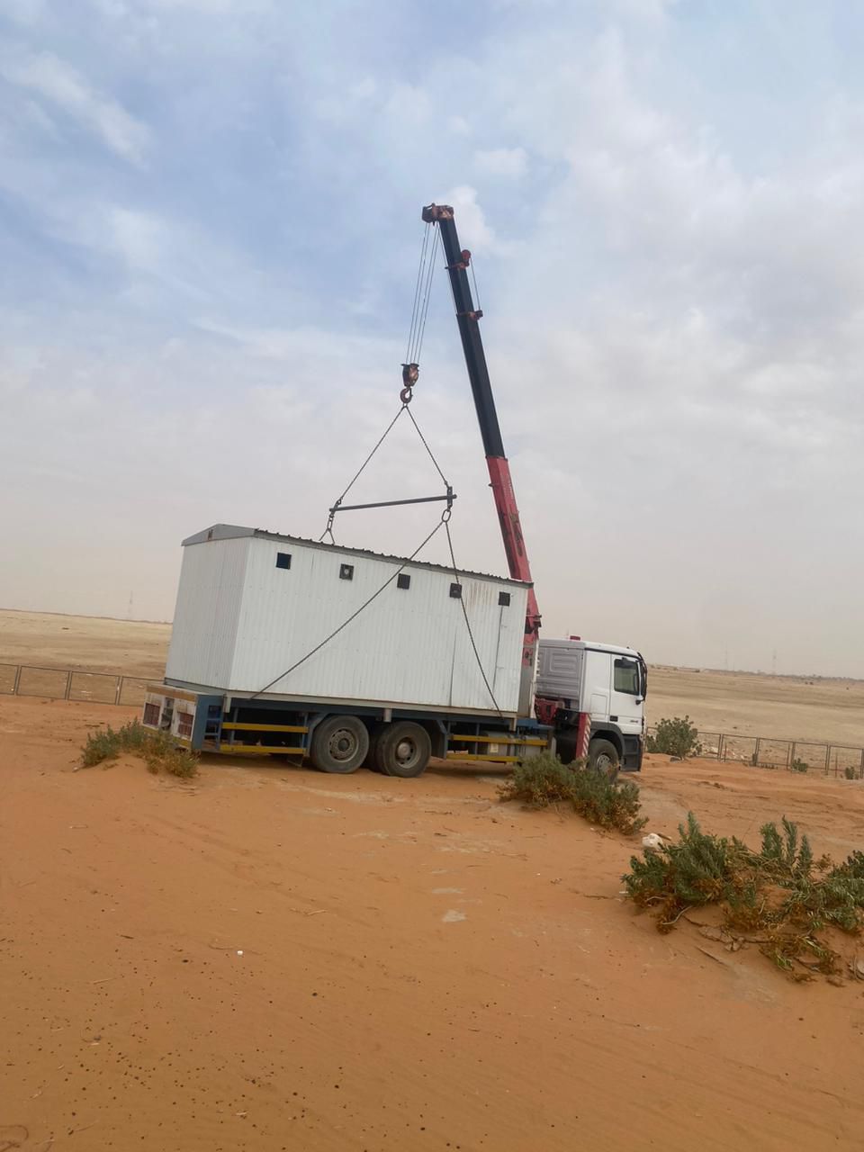 نقل بركسات وغرف جاهزة سطحه ونش 0562836255