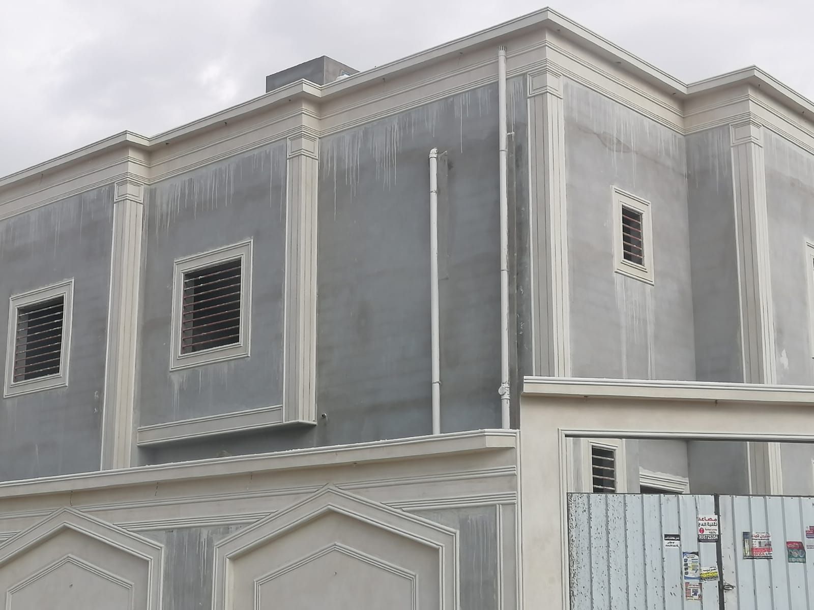 ديكورات خارجيه جبس خارجي لياسه بيضاء وترميم خارجي