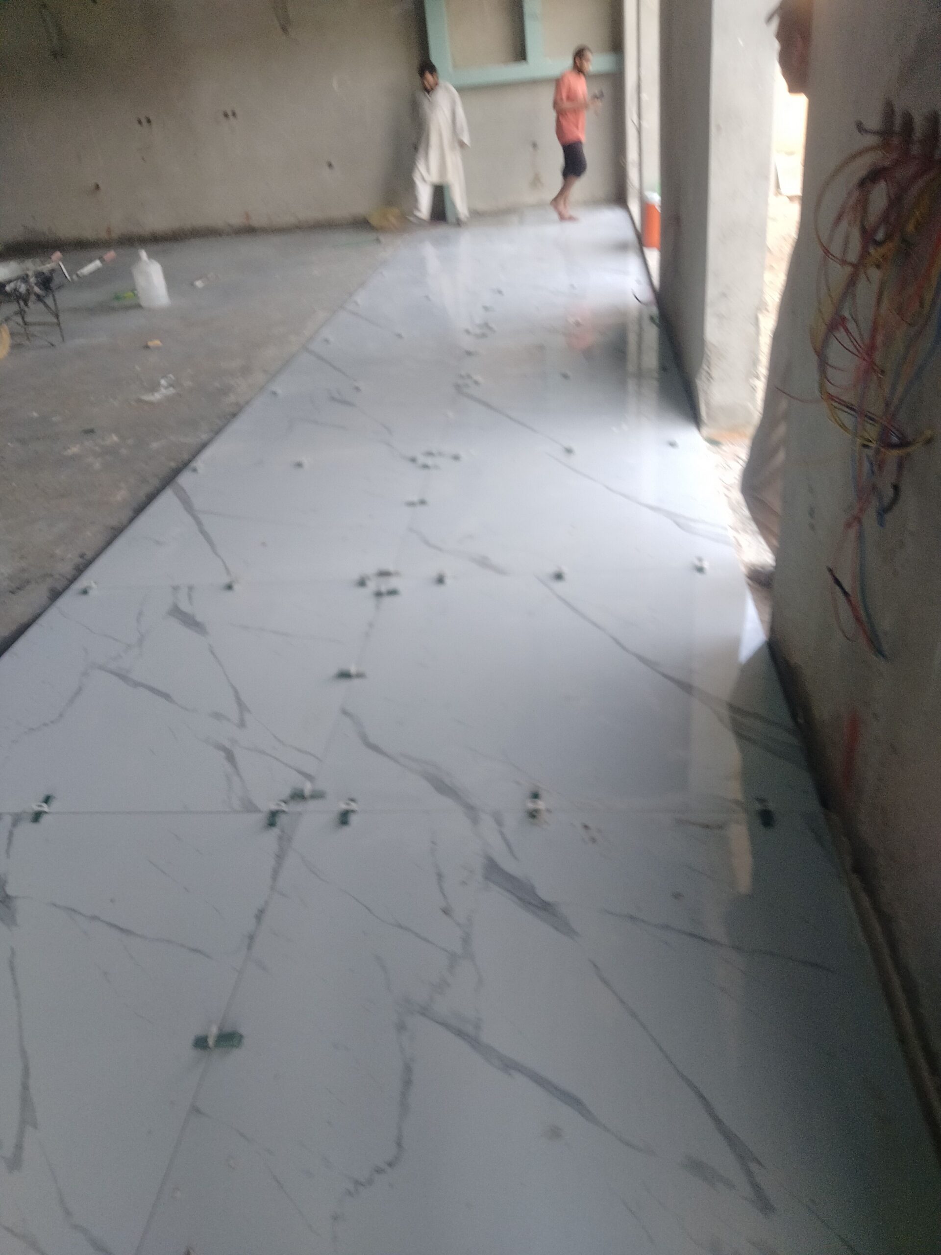 مقاول باكستاني ترميم تكسير صبه بلاط