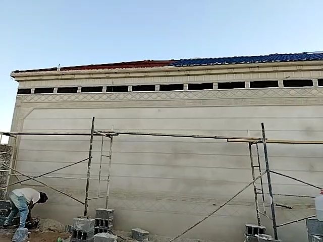 لياس بيضاء وديكورات جبس خارجي جي آر سي بديل الحجر