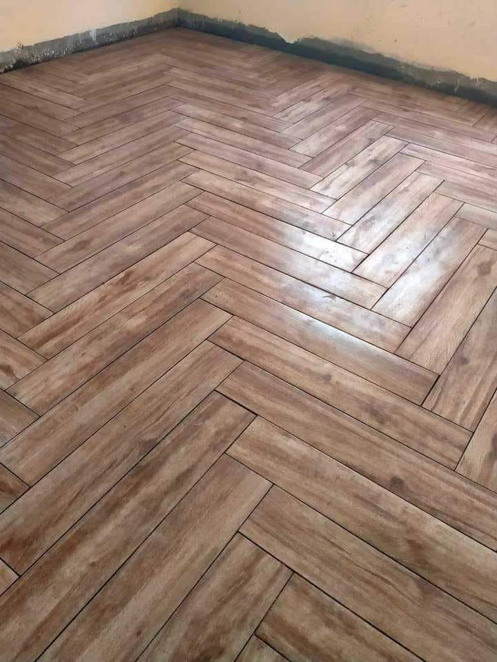 مبلط سيراميك بريده