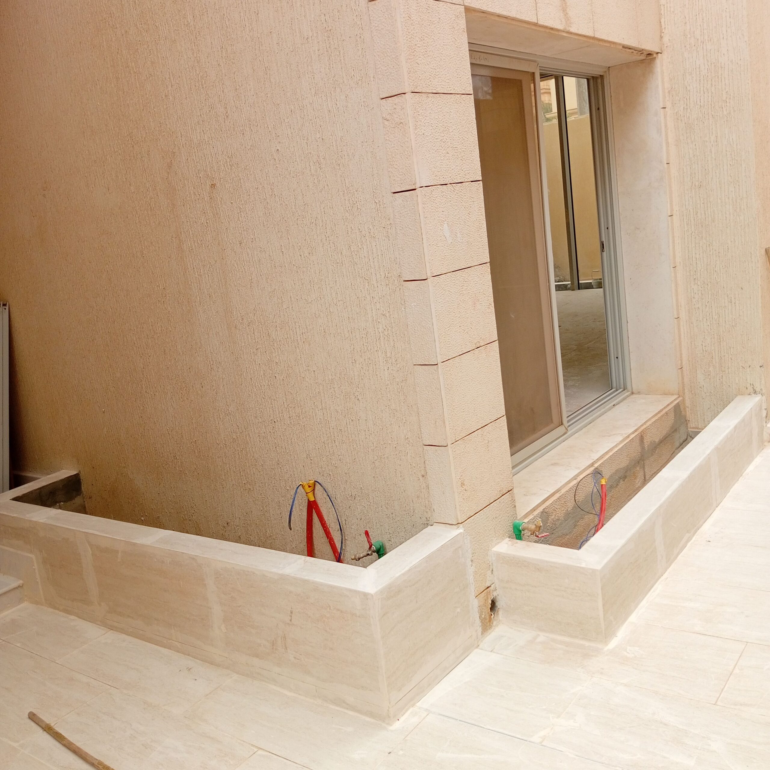 مقاول باكستاني مبلط صبه ميزانيه