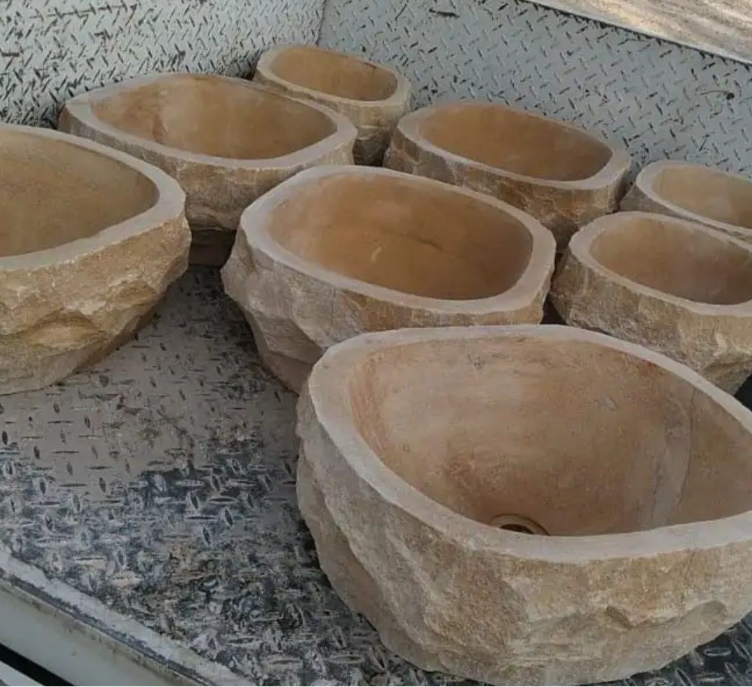 مغاسل حجر طبيعي