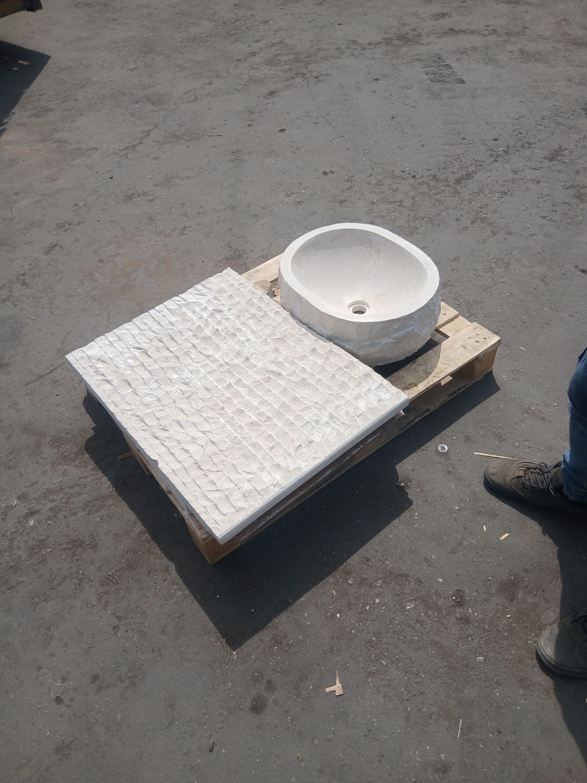 مغاسل حجر طبيعي