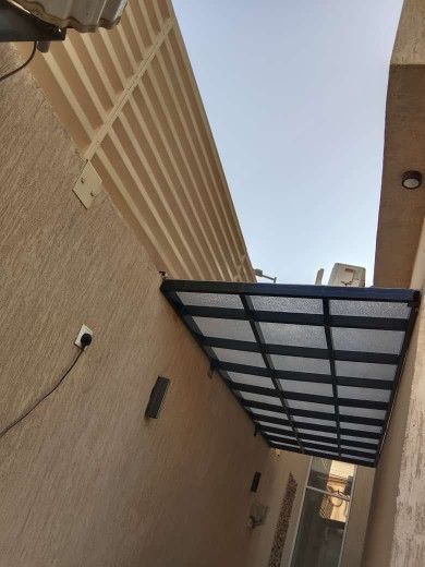 تركيب مظلات مواقف سيارات في جده بأقل الاسعار · ترك