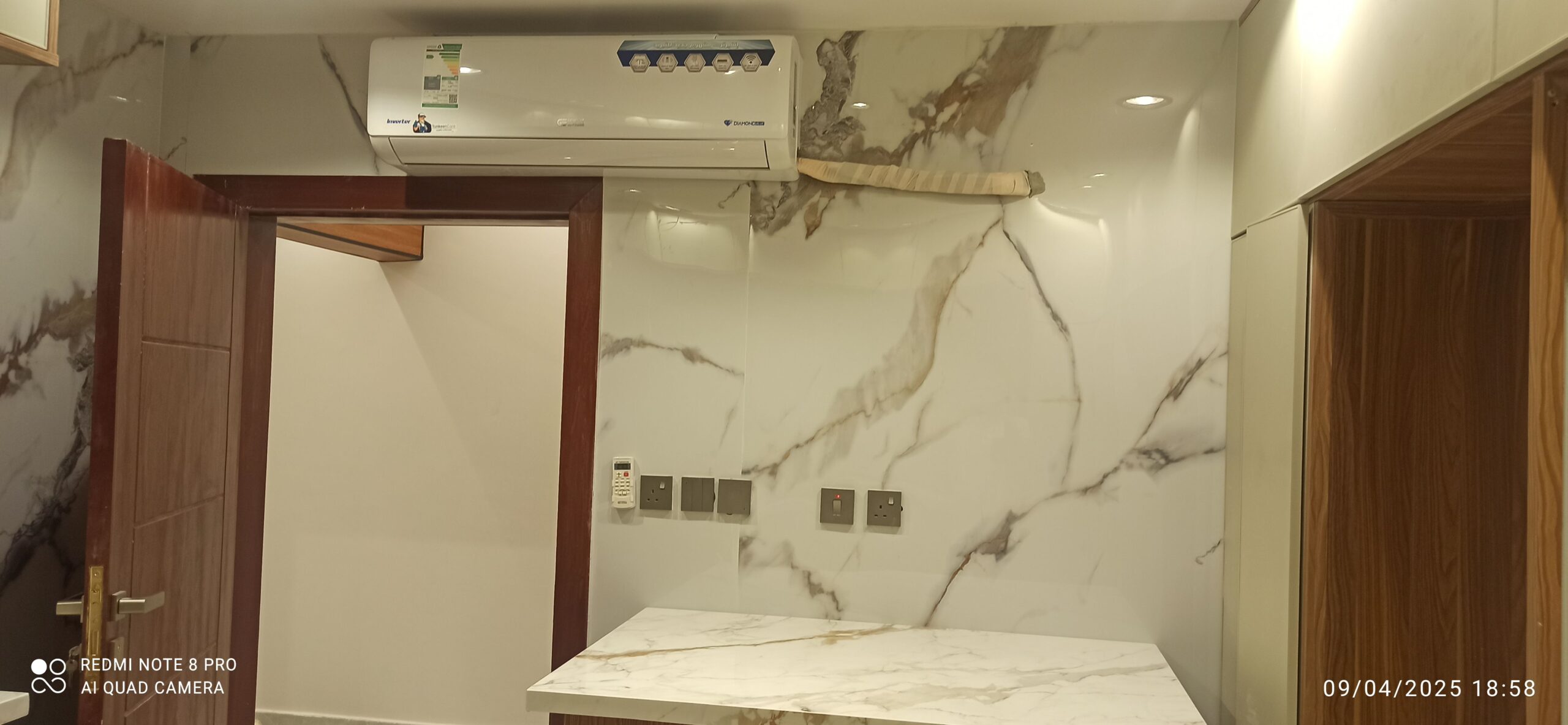 تصميم وتركيب جميع انواع الديكورات المنزلية في الري