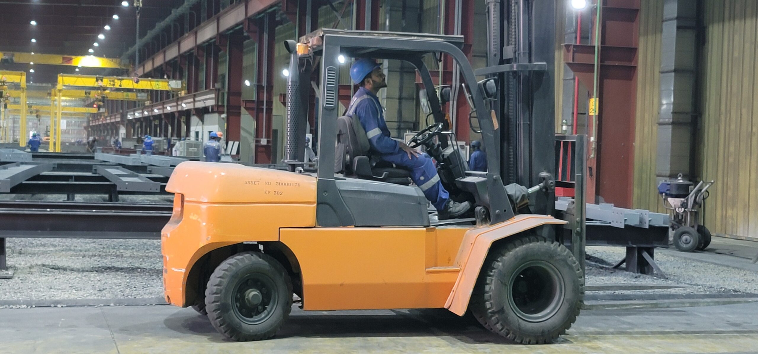 سيزرات لفت مانلفت للايجار تاور لايت كرينات روافع ش