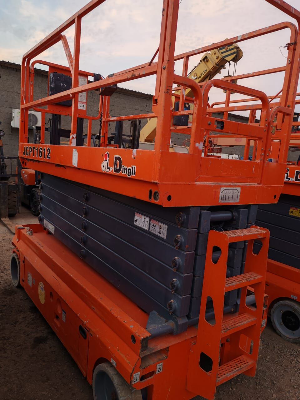 سيزرلفت #18متر #ديزل #للايجار #في #مكه جده #سيزرلف