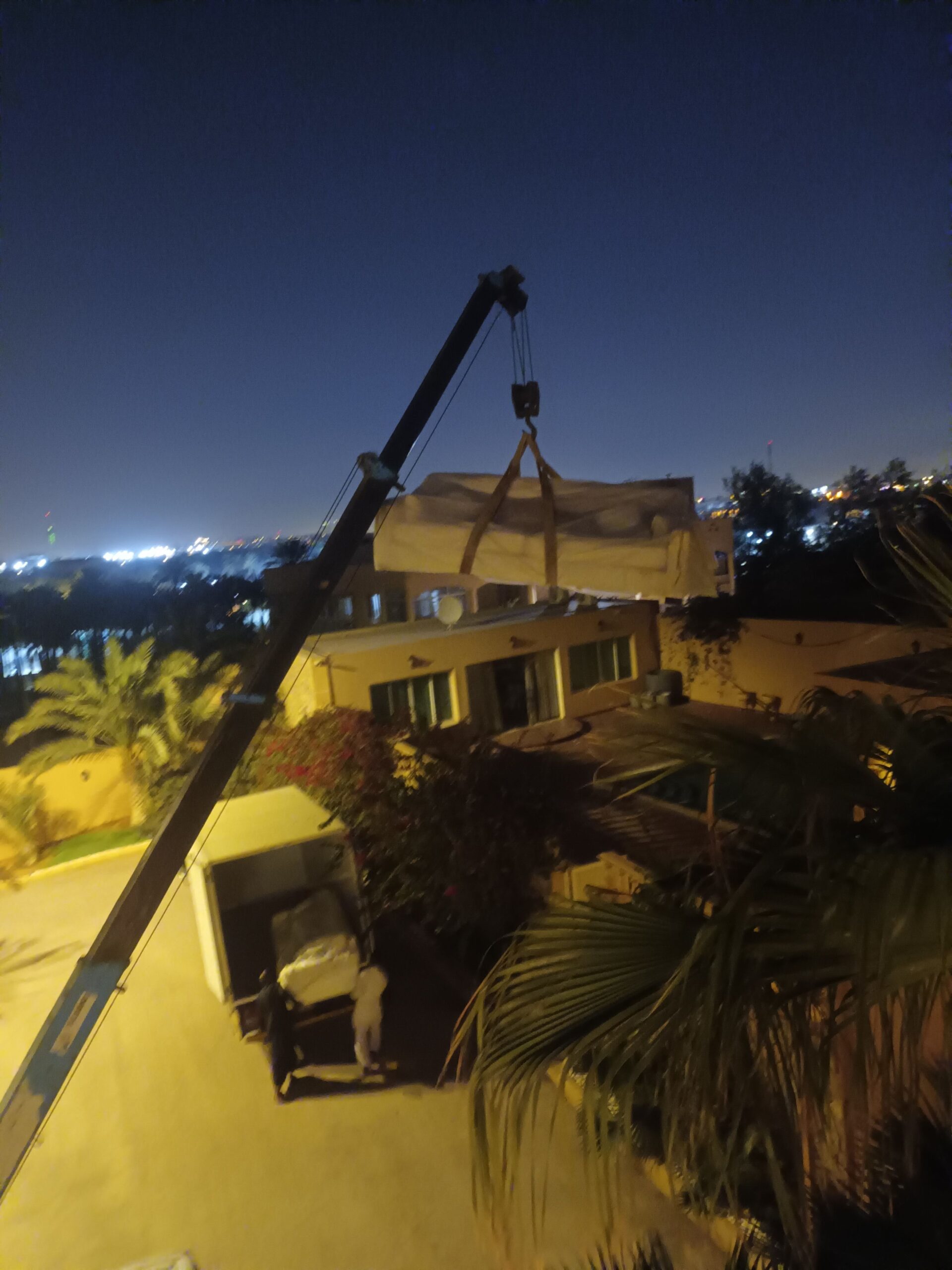 كرين رفع مكيفات واغراض رفع كنب رفع عمال 0562836255