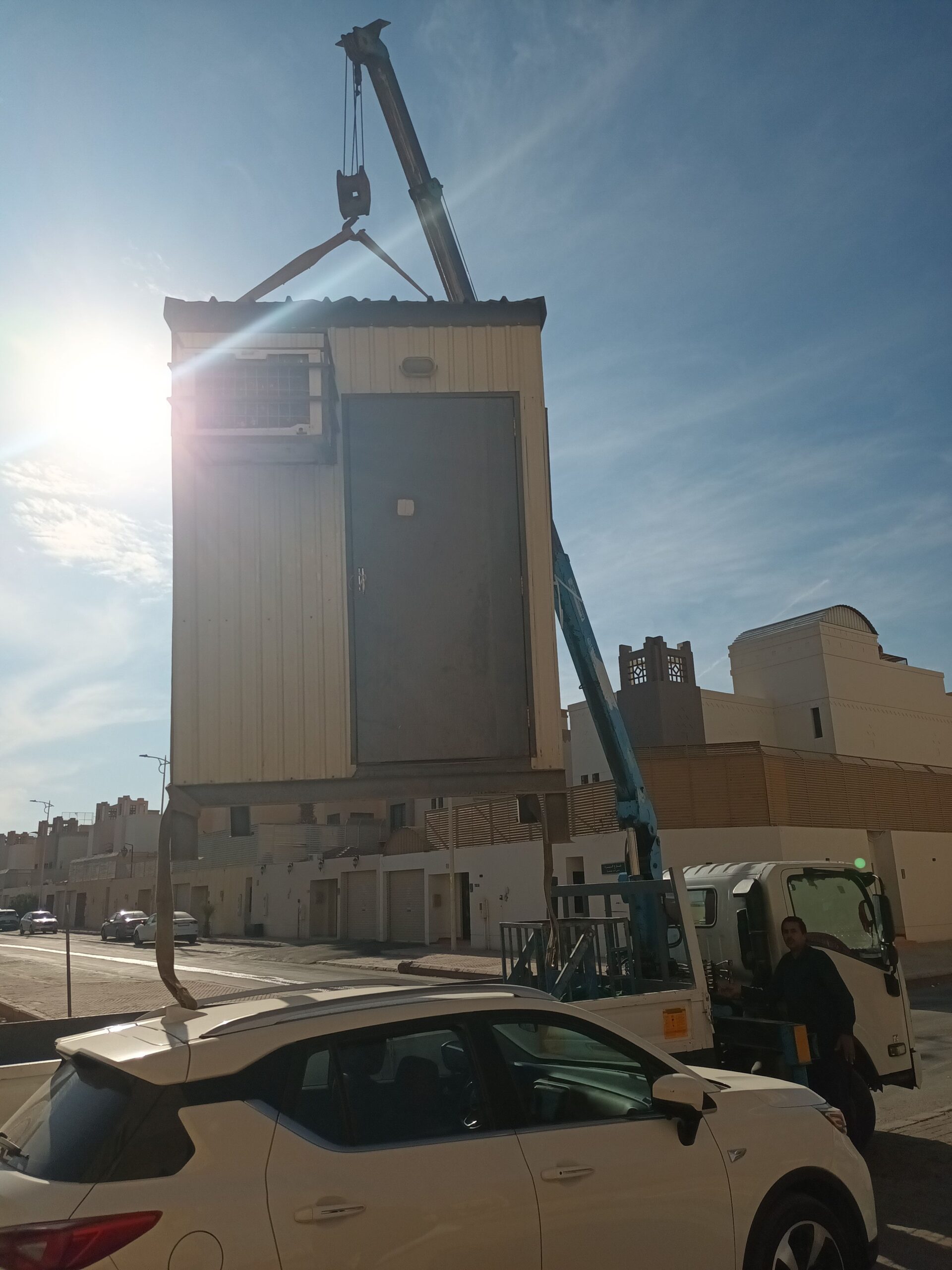 نقل بركسات وغرف جاهزة سطحه ونش 0562836255