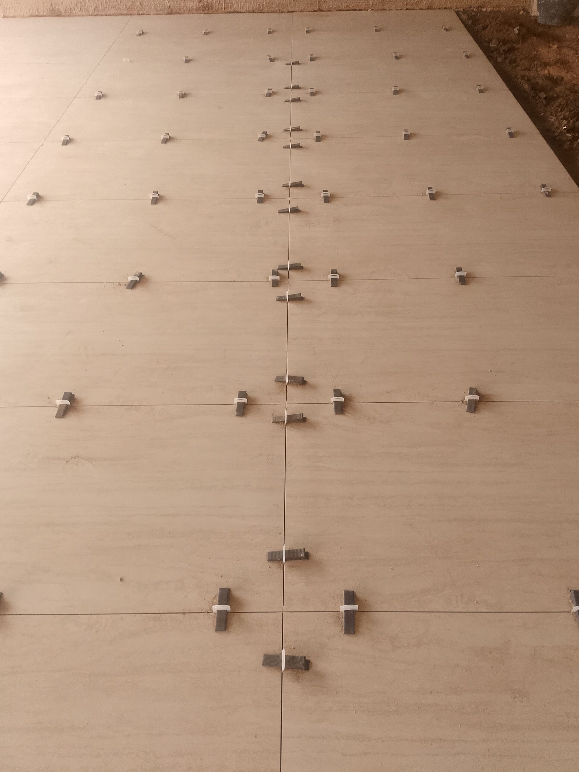 معلم بلاط باكستاني