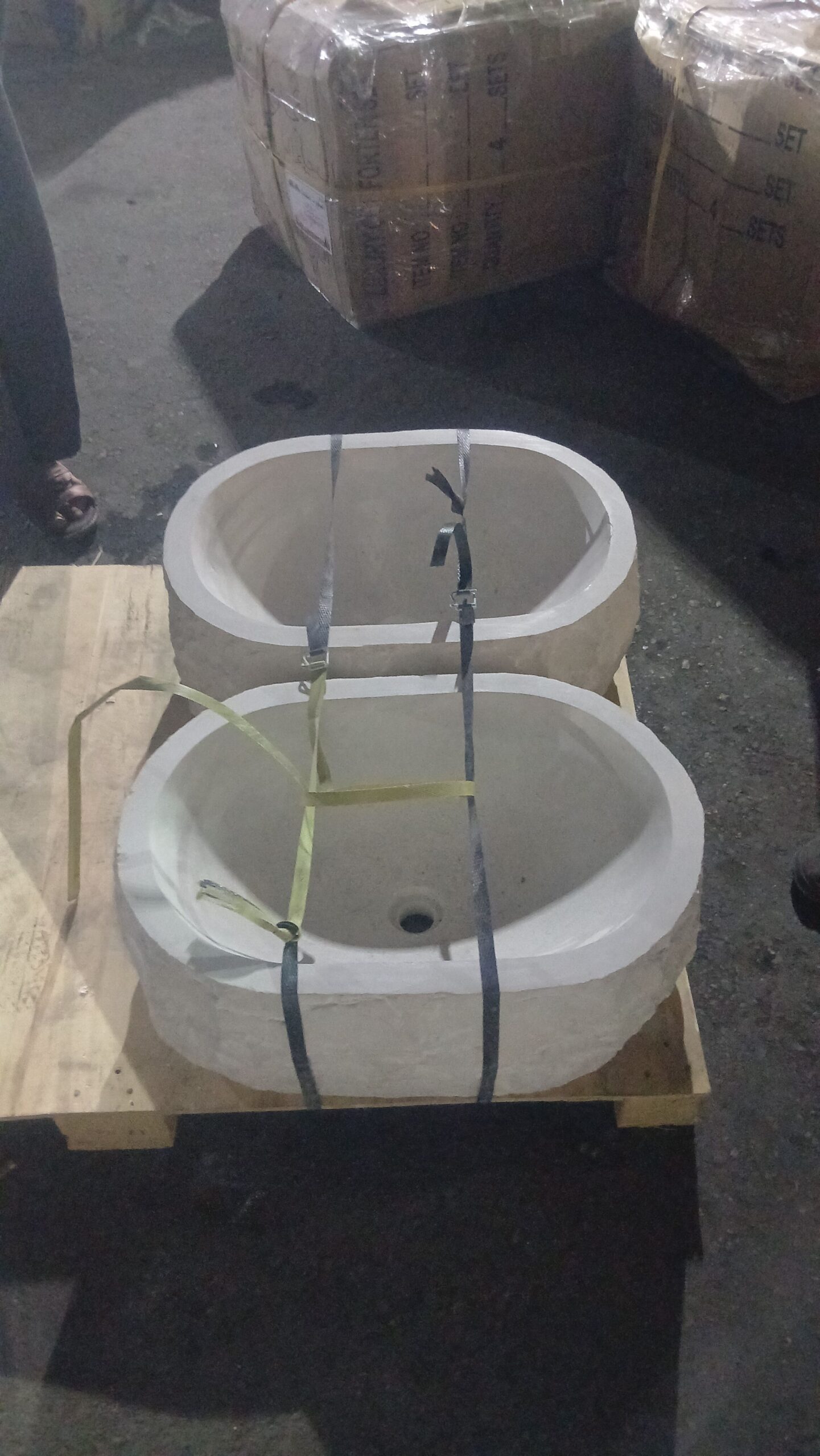 مغاسل حجر طبيعي