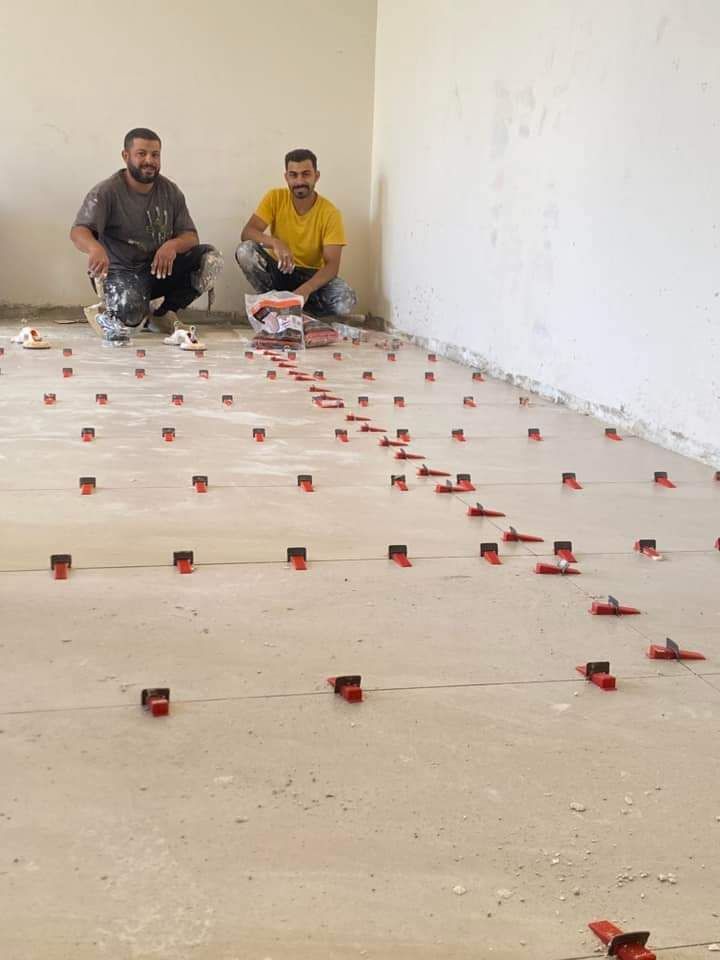 عمال بلاط بريده