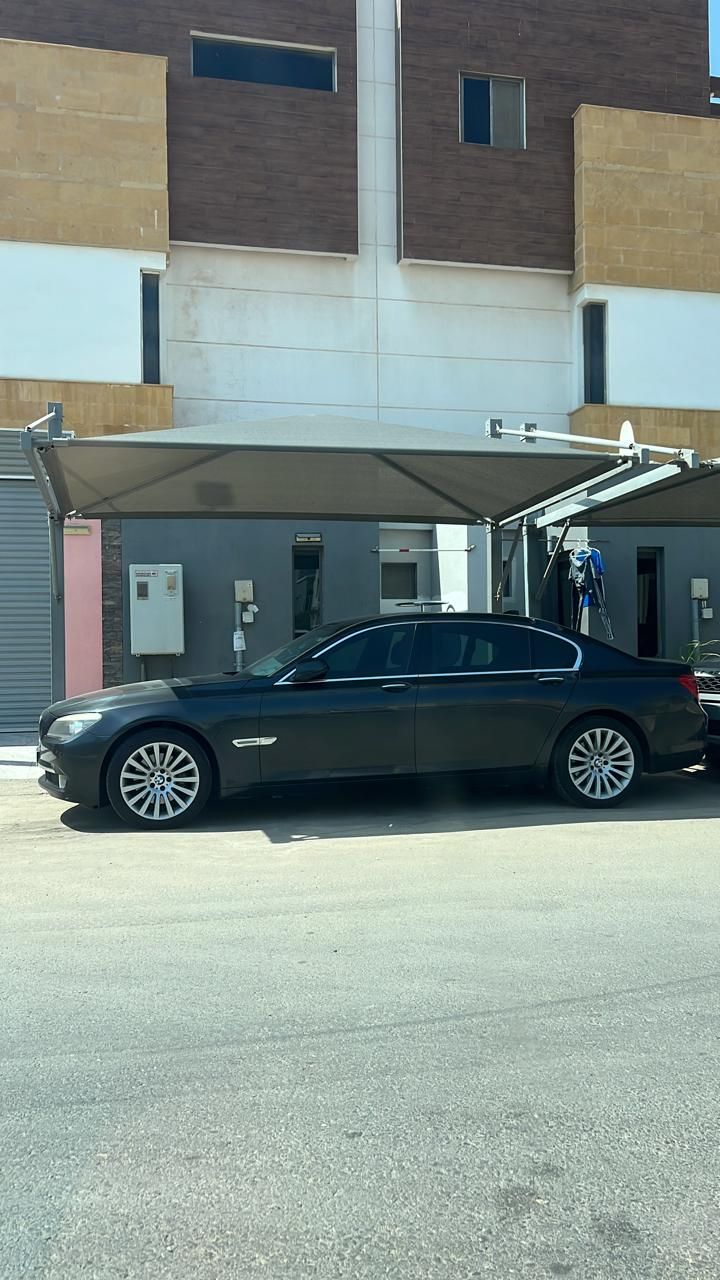 تركيب مظلات مواقف سيارات في جده بأقل الاسعار · ترك