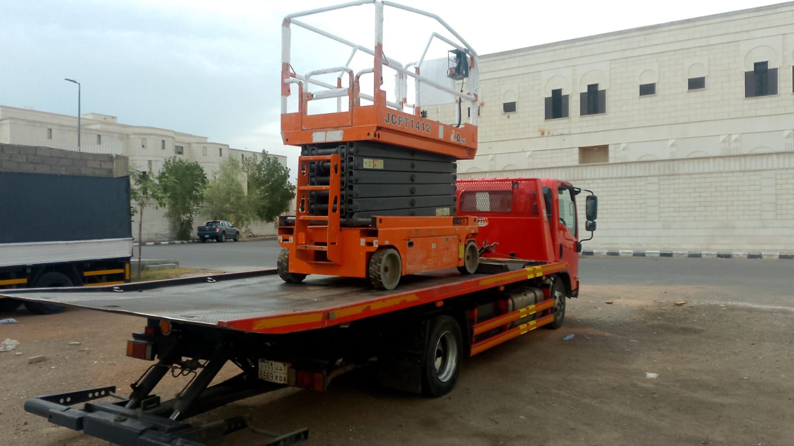 سيزرات لفت 16متر ديزل للايجار