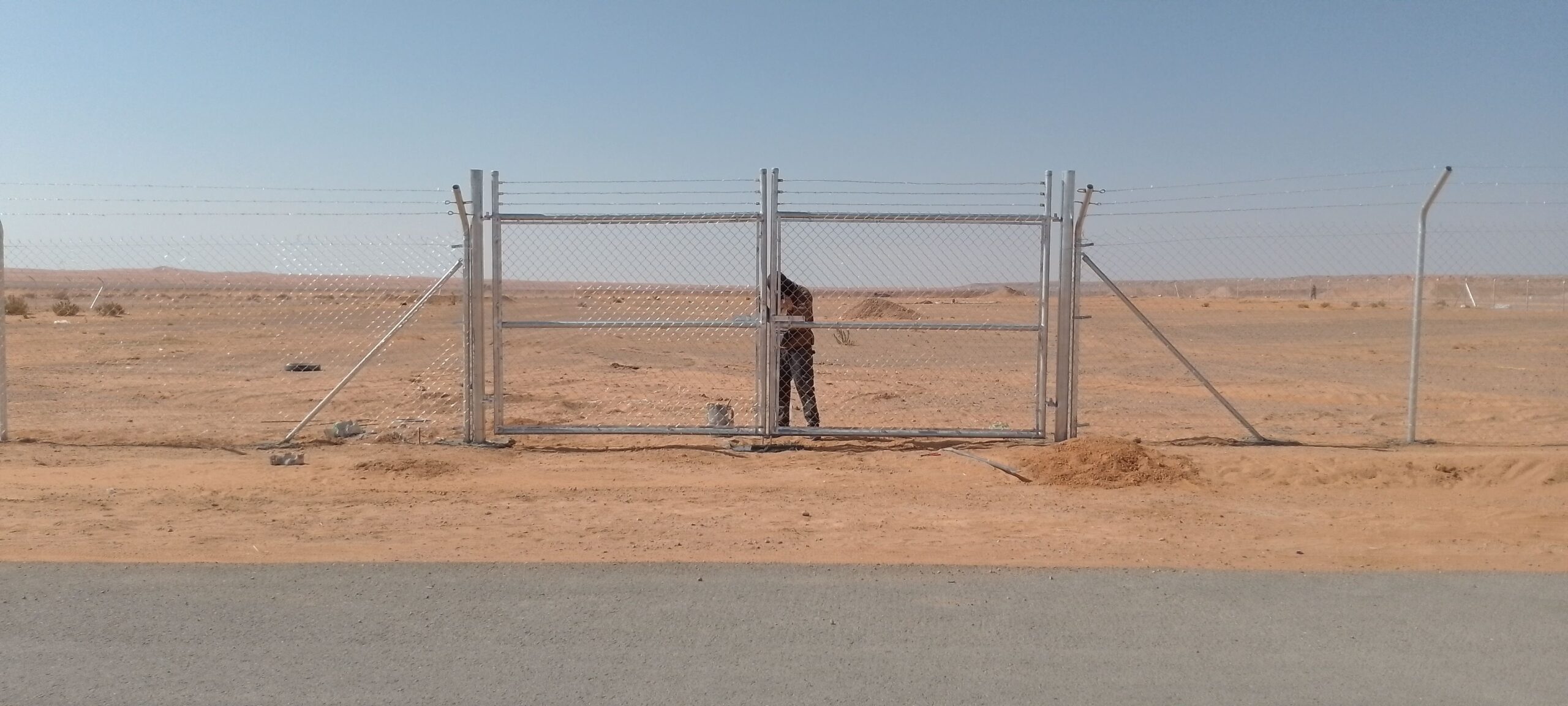 مقاول توريد وتركيب جميع انواع الشبوك وزرعه النخيل