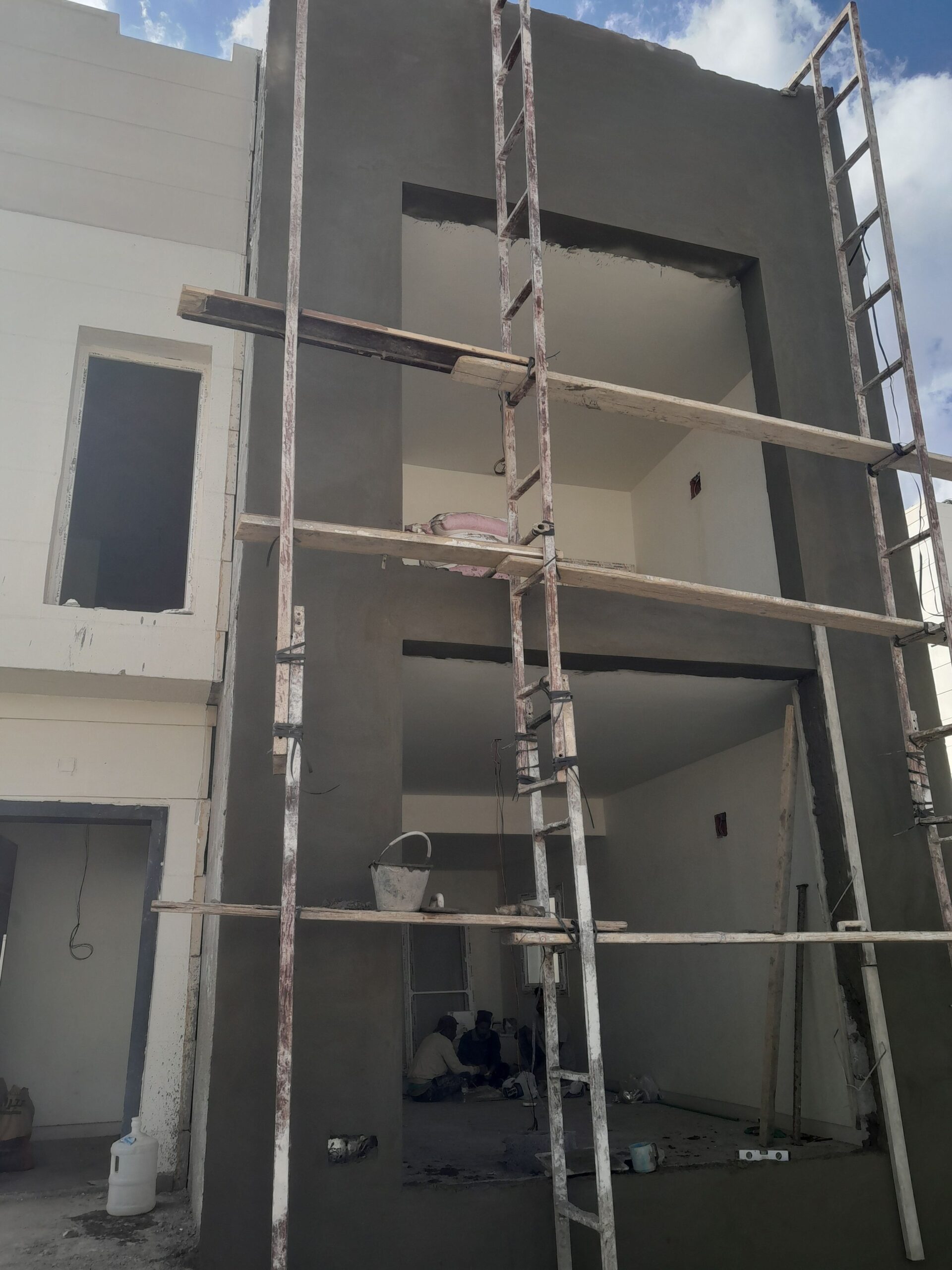 مقاول بناء لياسه تكسير ترميم مبلط ش