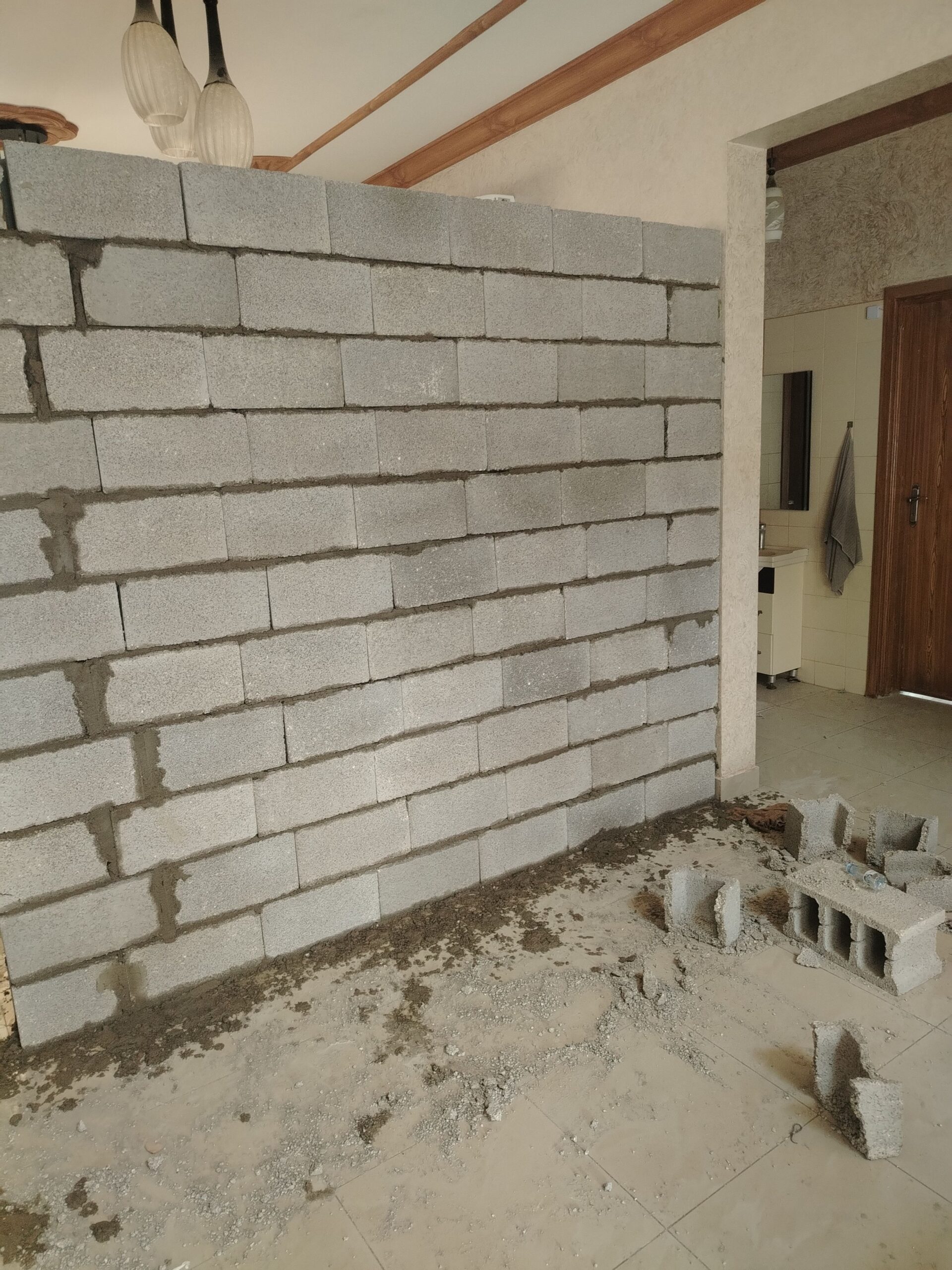 تكسير وترميم وبناء