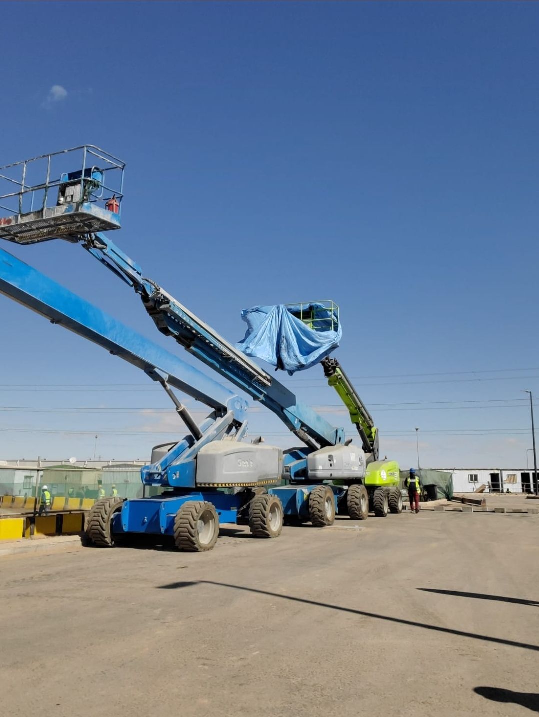 #للإيجار_مان_لفتات #جميع_الاحجام_والمقاسات #موديلا