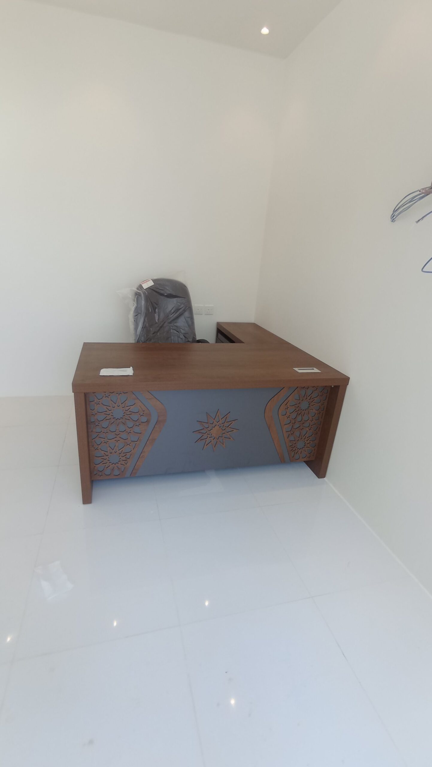 جيزان معلم فك وتركيب مكاتب غرف نوم