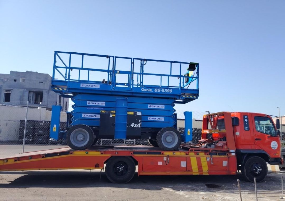 سيزر لفت للإيجار يومي اسبوعي شهري جميع المقاسات